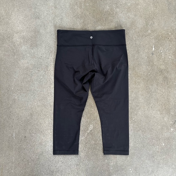 Lululemon Wunder Under Crop Mid Rise Full On Luxtreme 21” Black Size 12 - Picture 5 of 8